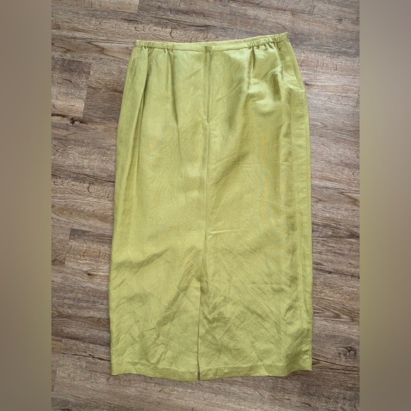 Plaza South • VTG Linen Blend Floral Embroidered Maxi Skirt - Picture 8 of 9